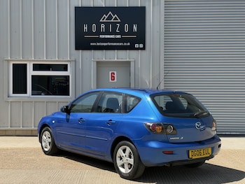 Used Mazda Mazda3 2006 for sale - 79111572: Photo