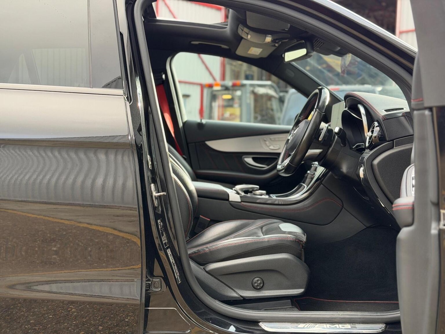 Used Mercedes-Benz GLC 2017 for sale - 76945433: Photo 31