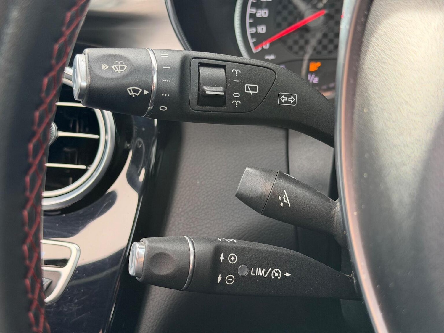 Used Mercedes-Benz GLC 2017 for sale - 76945433: Photo 41