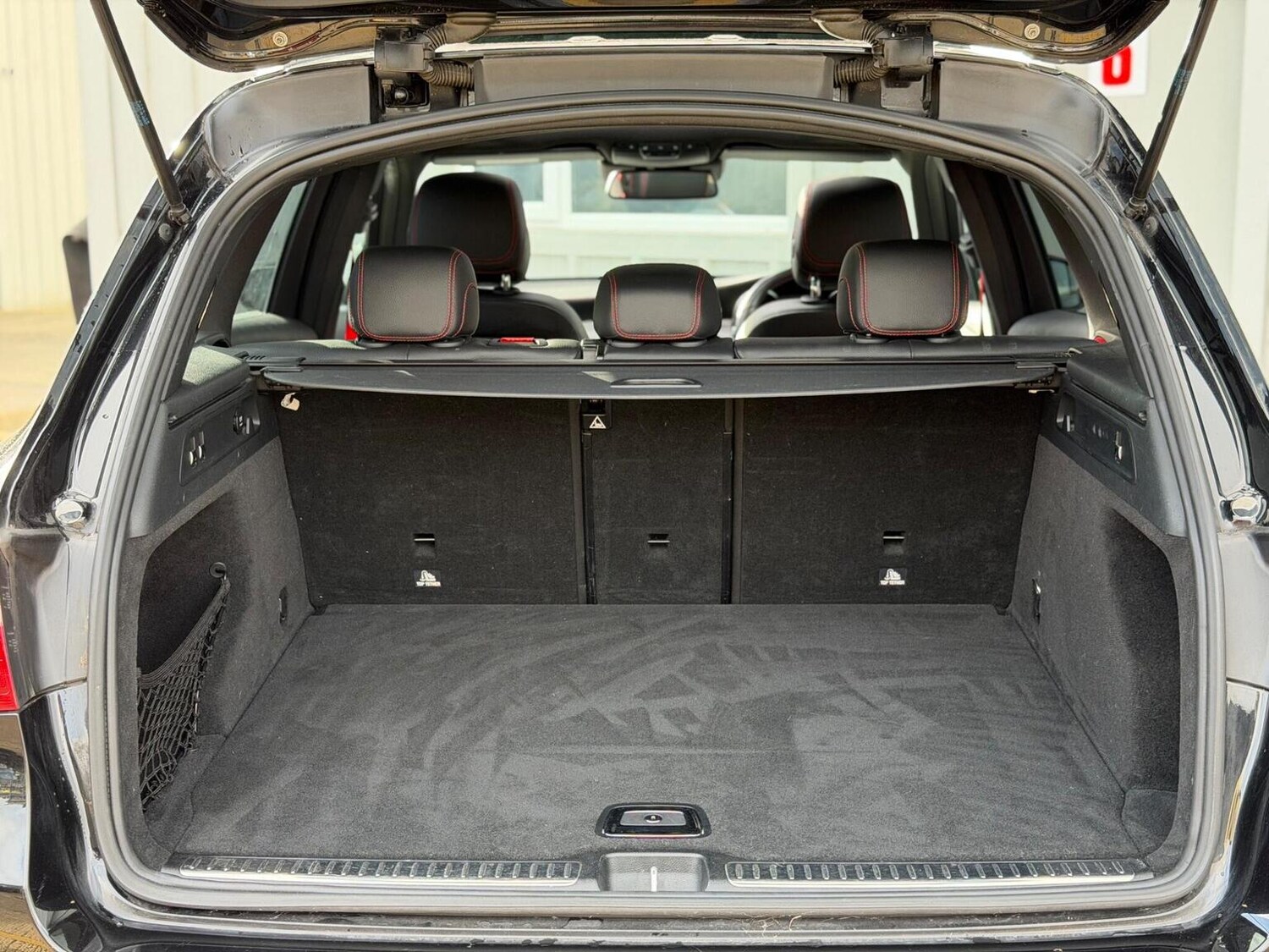 Used Mercedes-Benz GLC 2017 for sale - 76945433: Photo 67