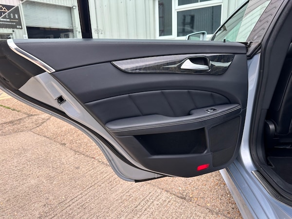 Used Mercedes-Benz CLS 2017 for sale - 74687050: Photo 65