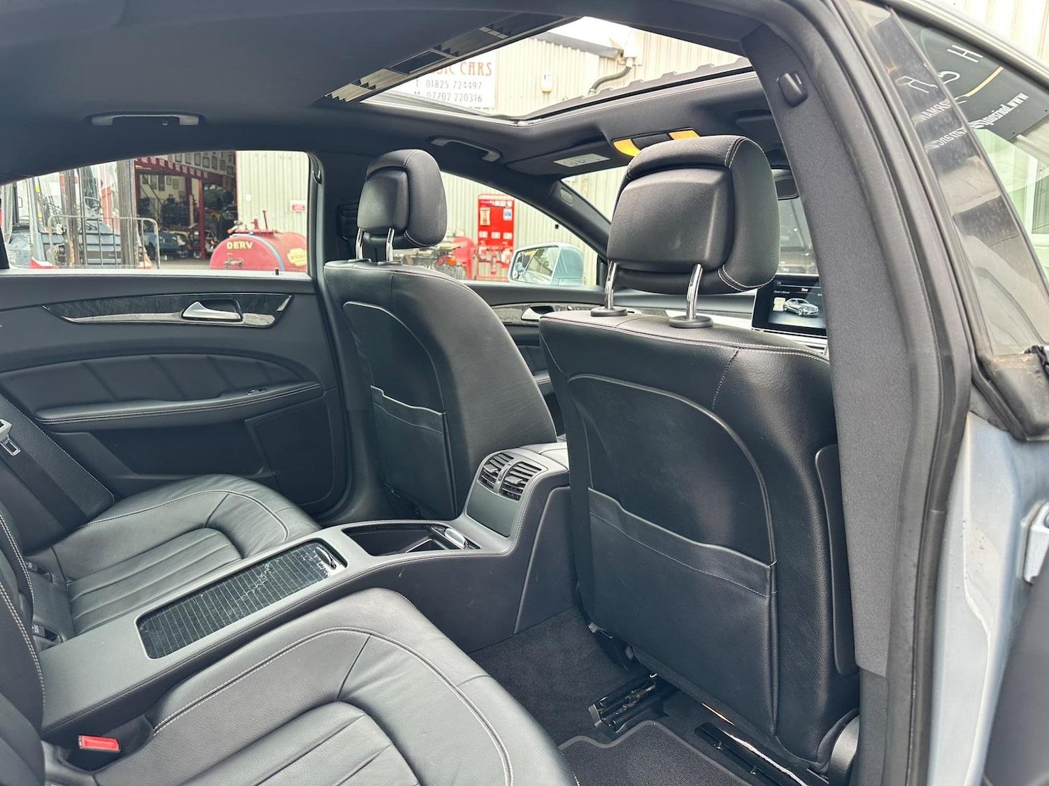 Used Mercedes-Benz CLS 2017 for sale - 76945435: Photo 64