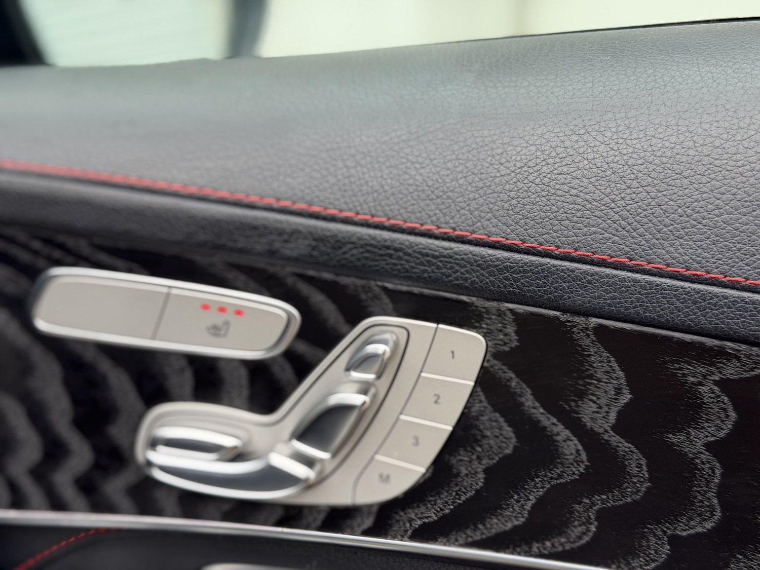 Used Mercedes-Benz GLC 2017 for sale - 78139431: Photo 38