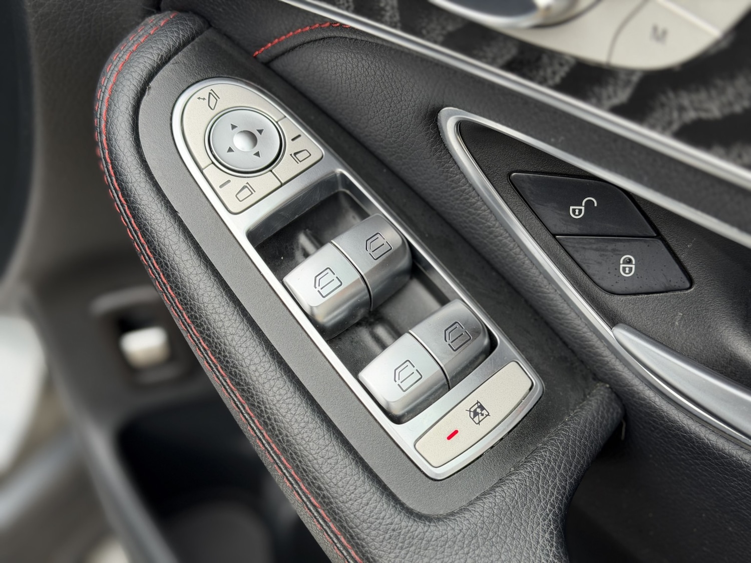 Used Mercedes-Benz GLC 2017 for sale - 78139431: Photo 39