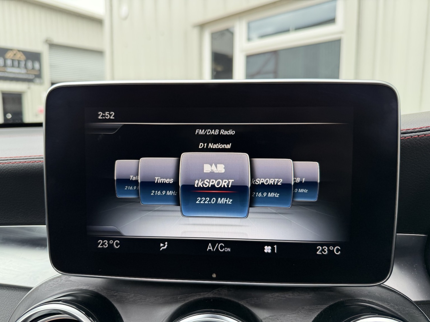 Used Mercedes-Benz GLC 2017 for sale - 78139431: Photo 47