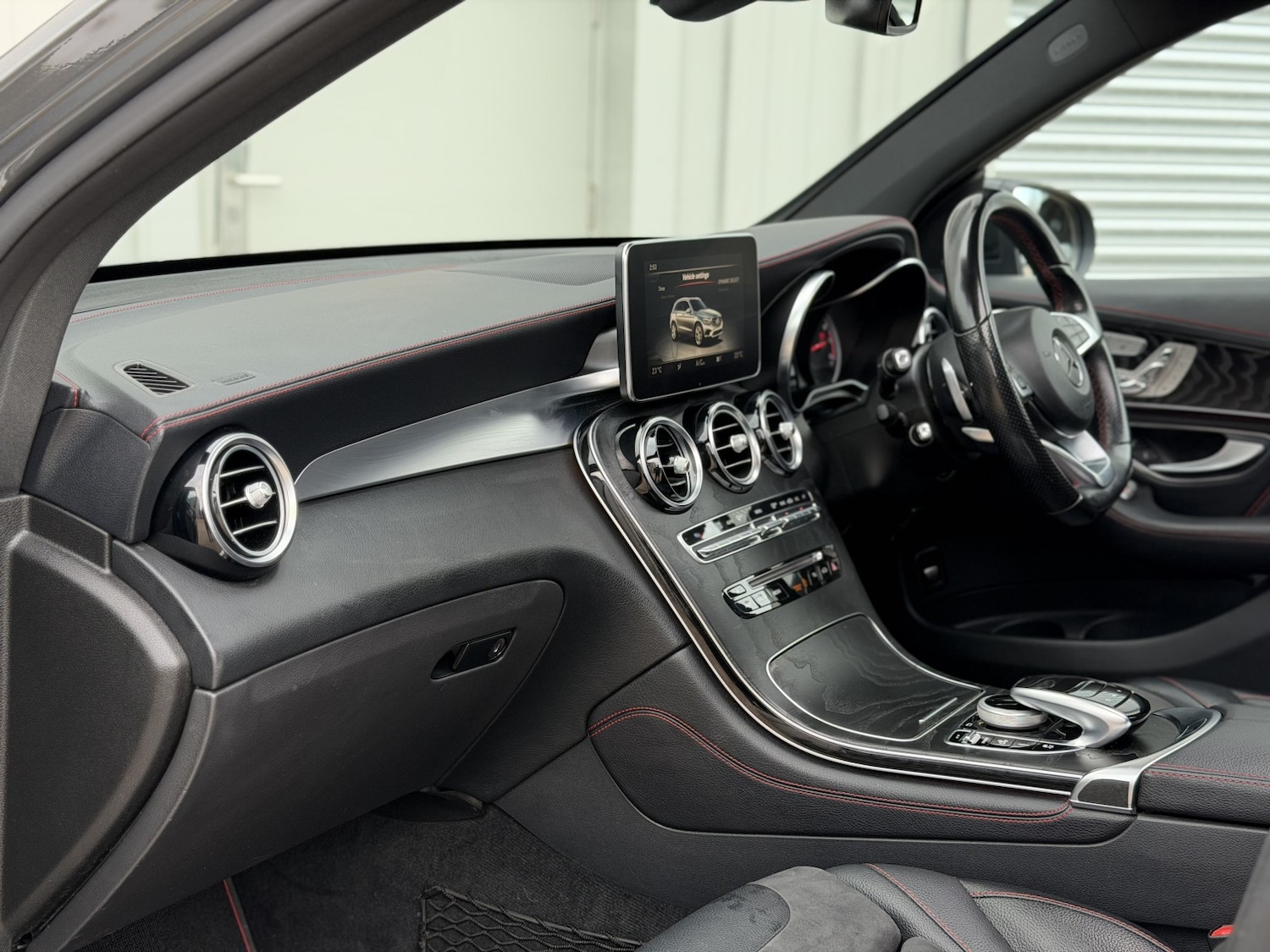 Used Mercedes-Benz GLC 2017 for sale - 78139431: Photo 60