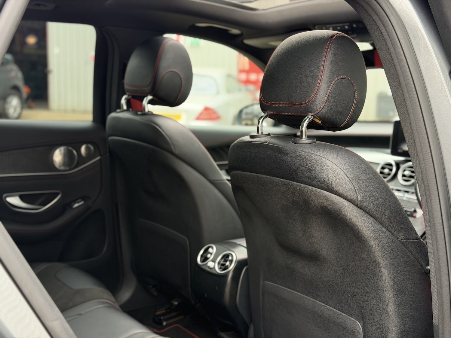 Used Mercedes-Benz GLC 2017 for sale - 78139431: Photo 64