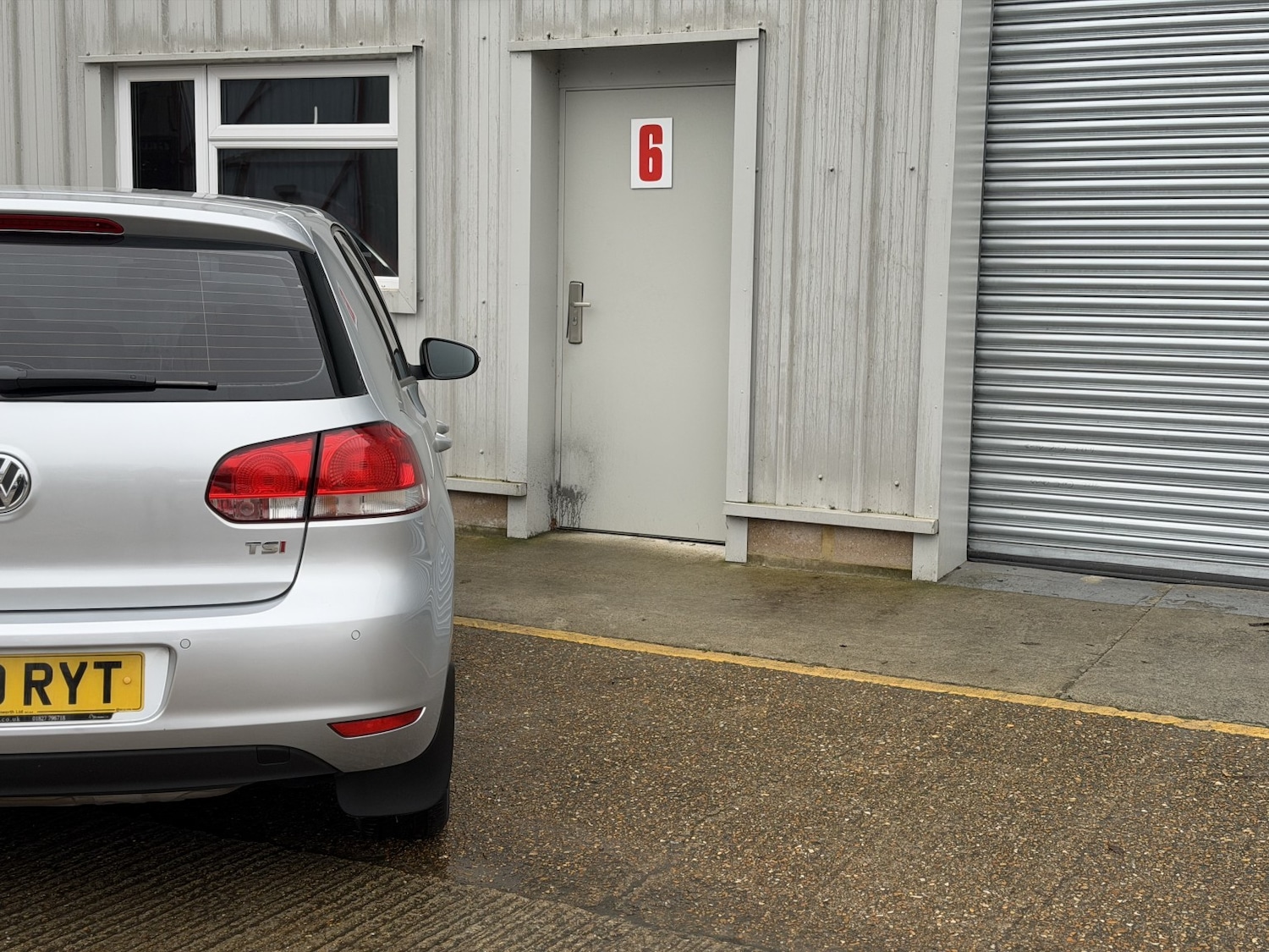 Used Volkswagen Golf 2010 for sale - 77148242: Photo 24