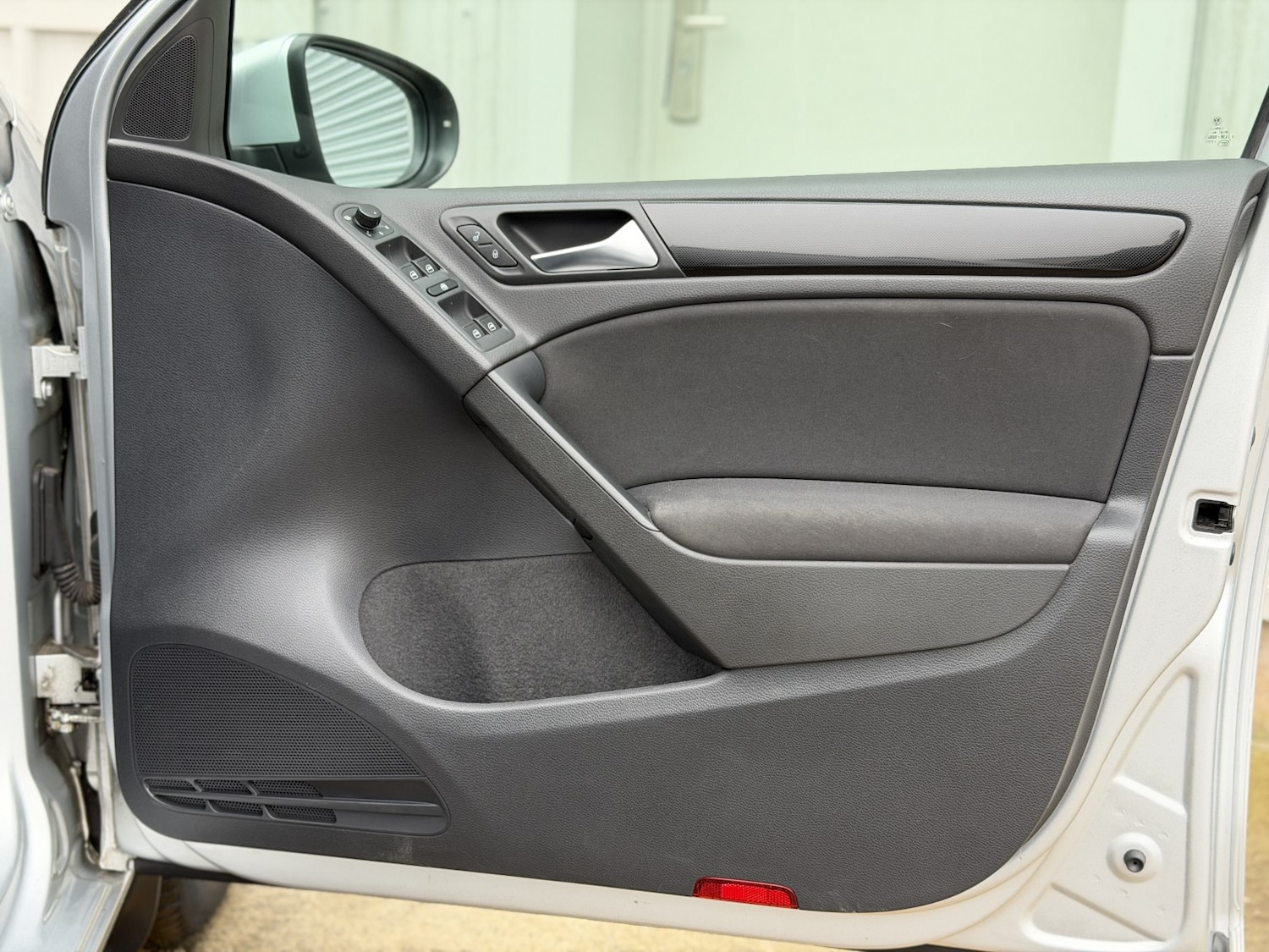 Used Volkswagen Golf 2010 for sale - 77148242: Photo 30