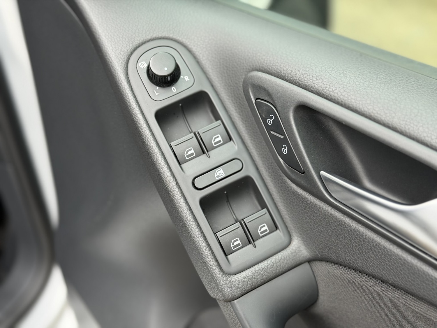 Used Volkswagen Golf 2010 for sale - 77148242: Photo 35