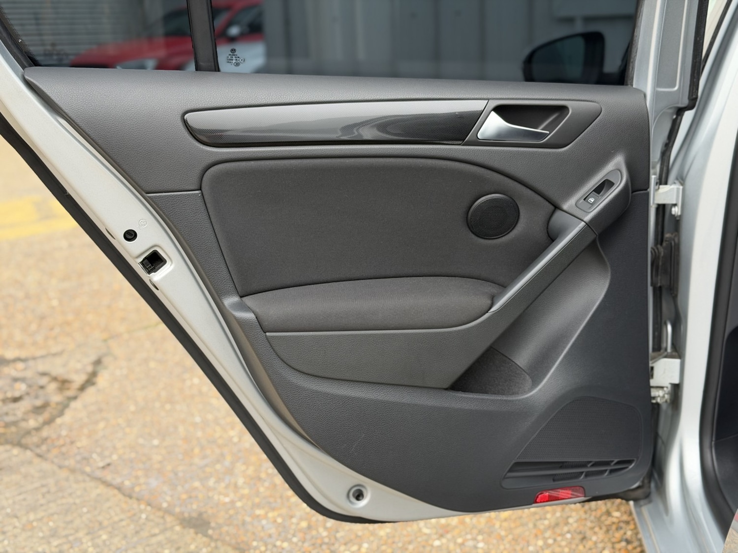 Used Volkswagen Golf 2010 for sale - 77148242: Photo 57