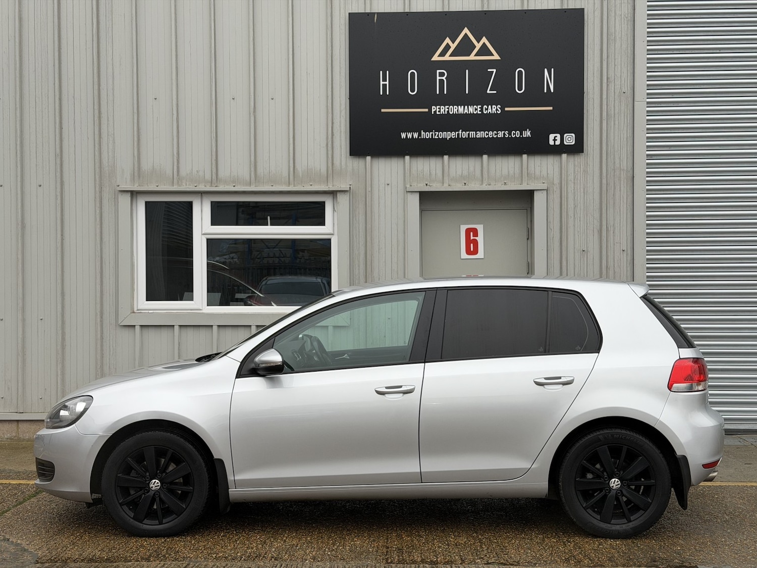 Used Volkswagen Golf 2010 for sale - 77148242: Photo 6