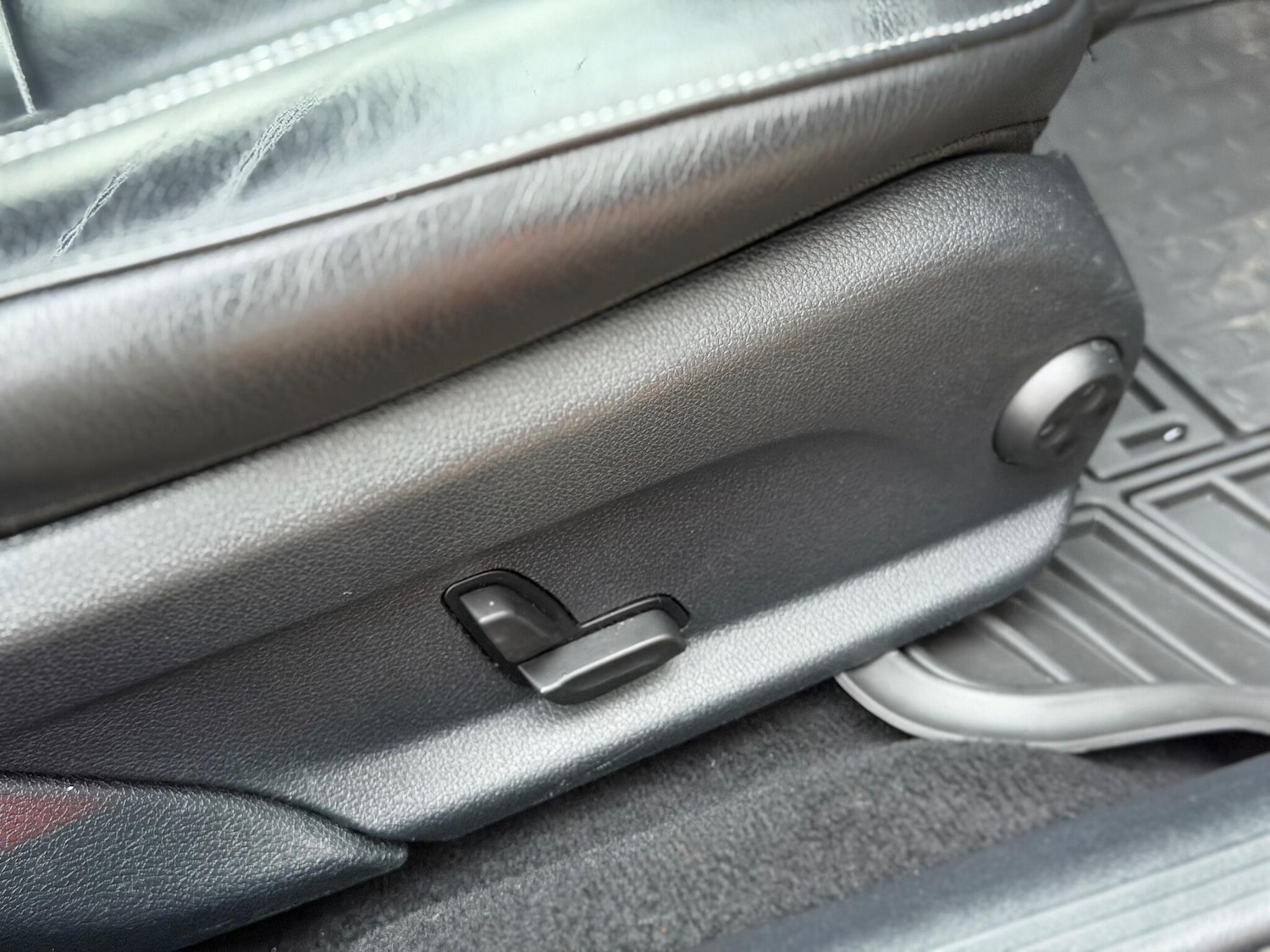 Used Mercedes-Benz E Class 2020 for sale - 76521534: Photo 35