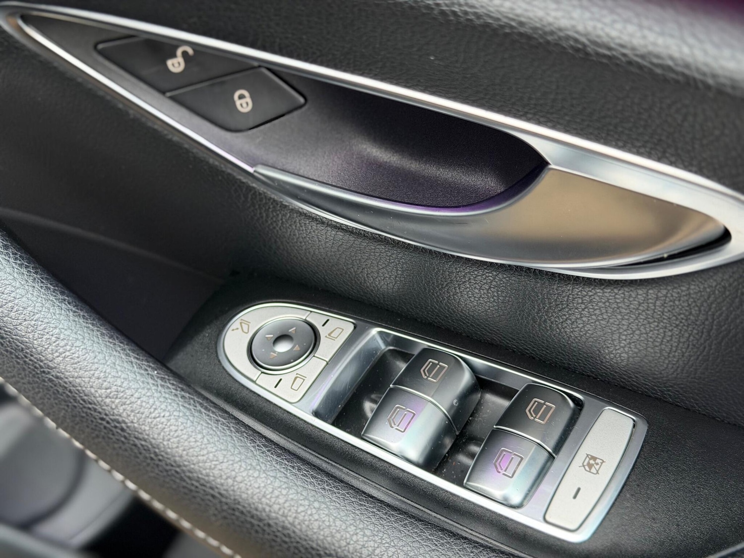 Used Mercedes-Benz E Class 2020 for sale - 76521534: Photo 36