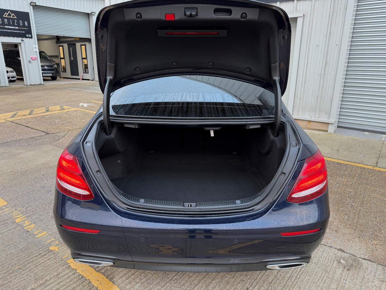 Used Mercedes-Benz E Class 2020 for sale - 76521534: Photo 65