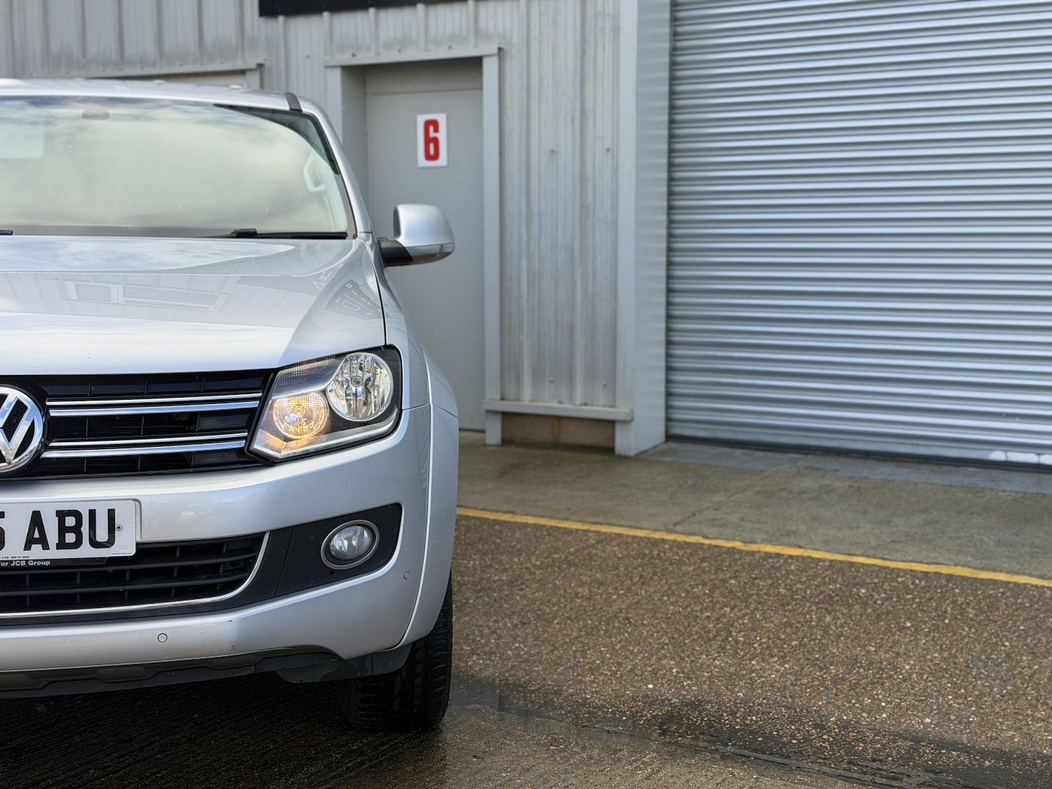 Used Volkswagen Amarok 2015 for sale - 77233755: Photo 25