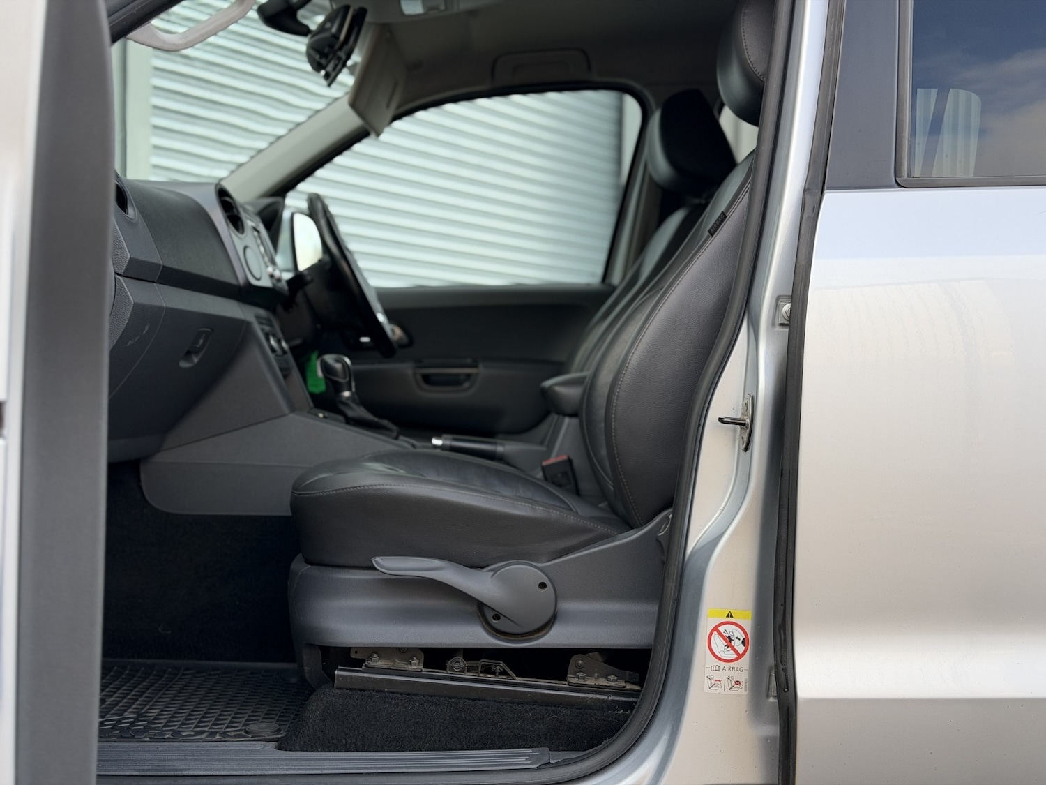 Used Volkswagen Amarok 2015 for sale - 77233755: Photo 48