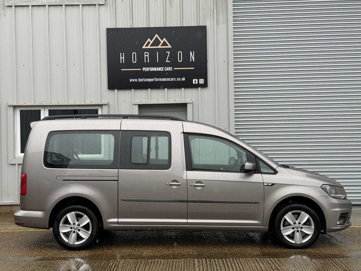 Used Volkswagen Caddy Maxi Life 2019 for sale - 77465753: Photo 11