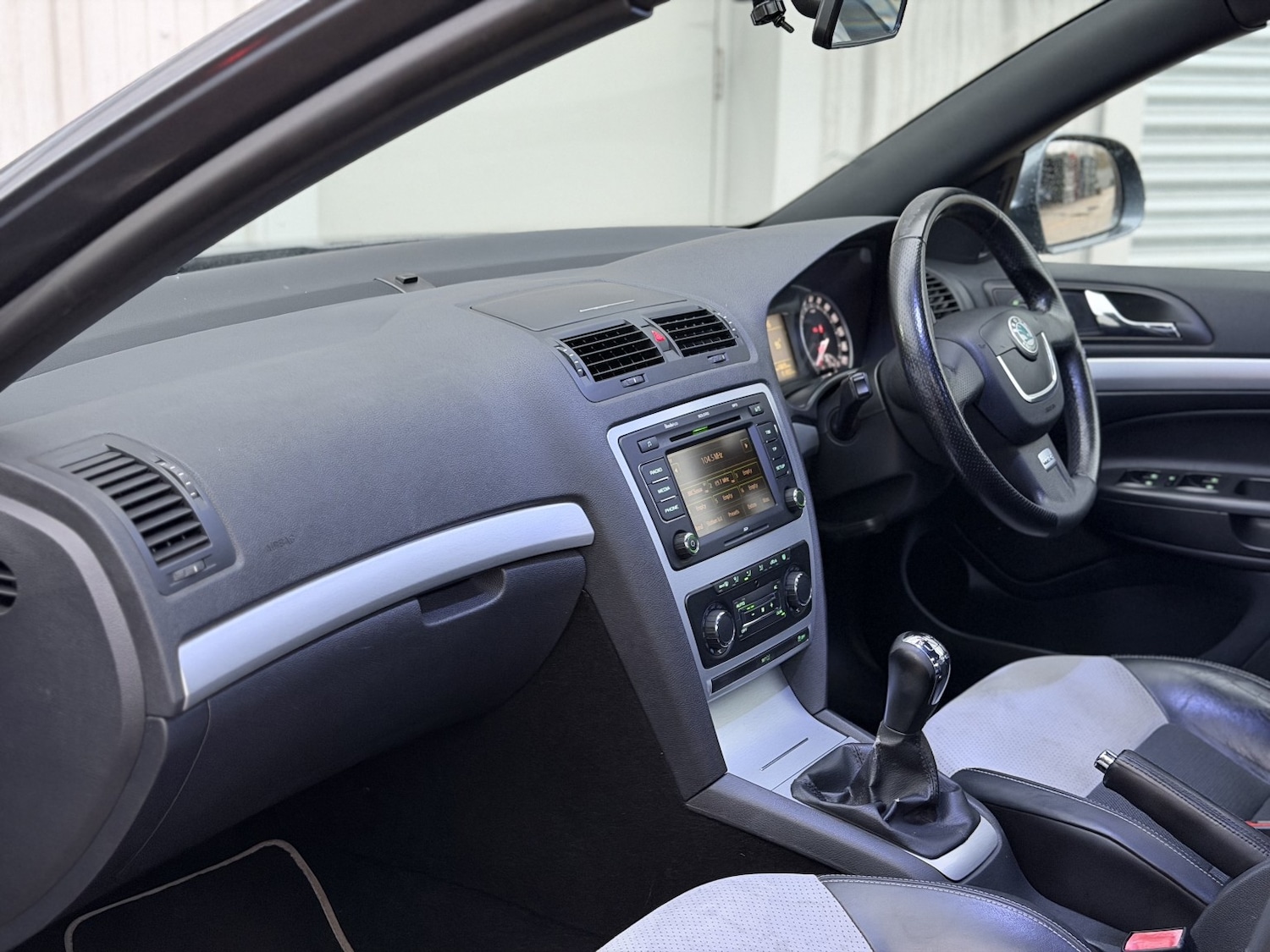 Used Skoda Octavia 2011 for sale - 77033118: Photo 41