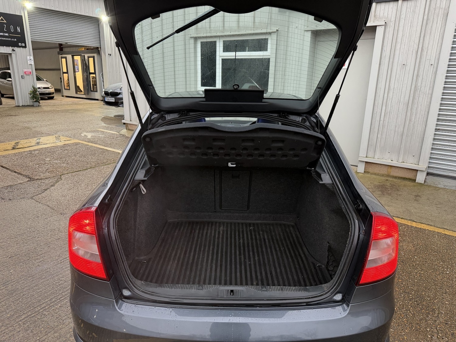 Used Skoda Octavia 2011 for sale - 77033118: Photo 50