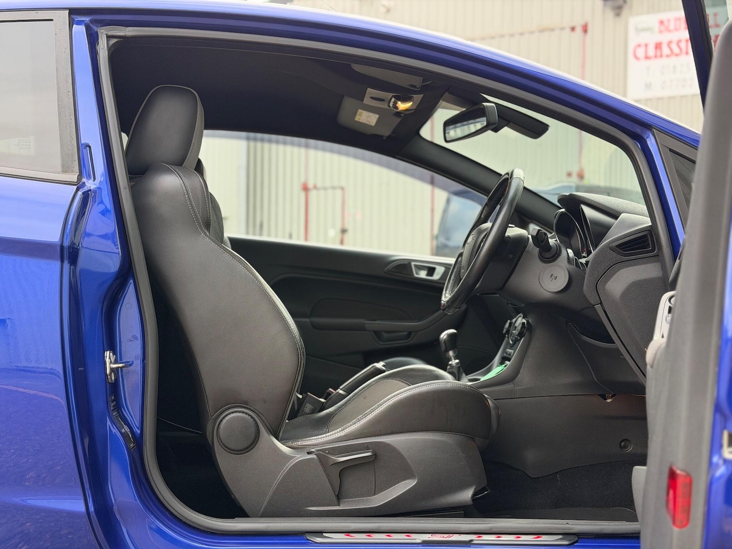 Used Ford Fiesta 2017 for sale - 76550907: Photo 31