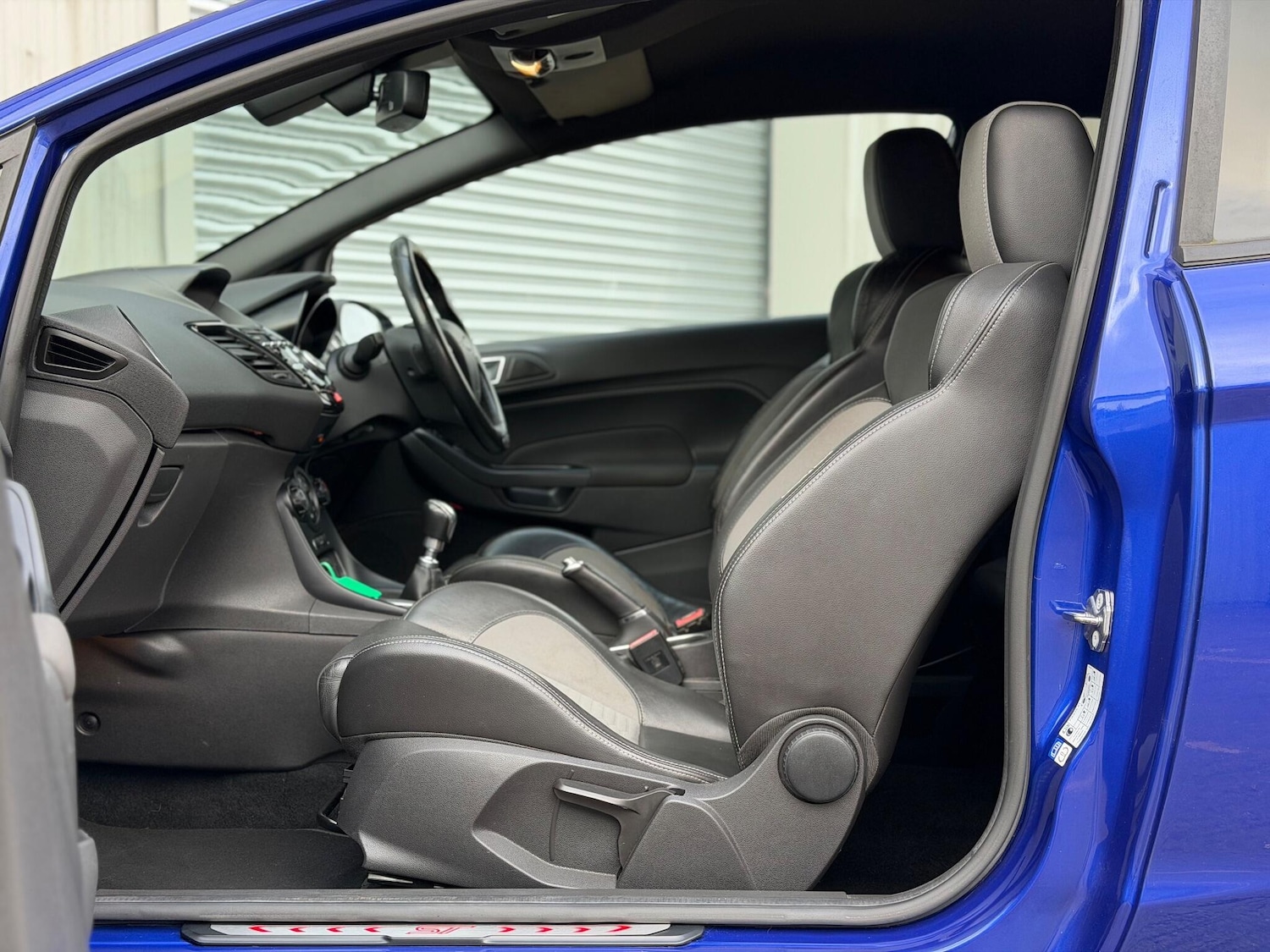 Used Ford Fiesta 2017 for sale - 76550907: Photo 52