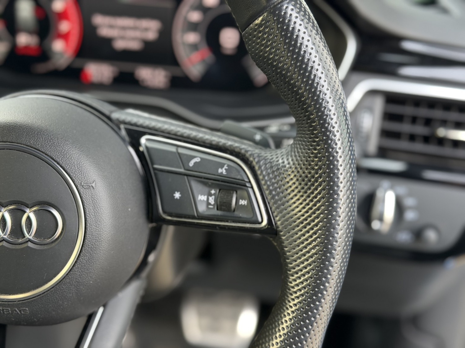 Used Audi A4 2021 for sale - 77973707: Photo 39