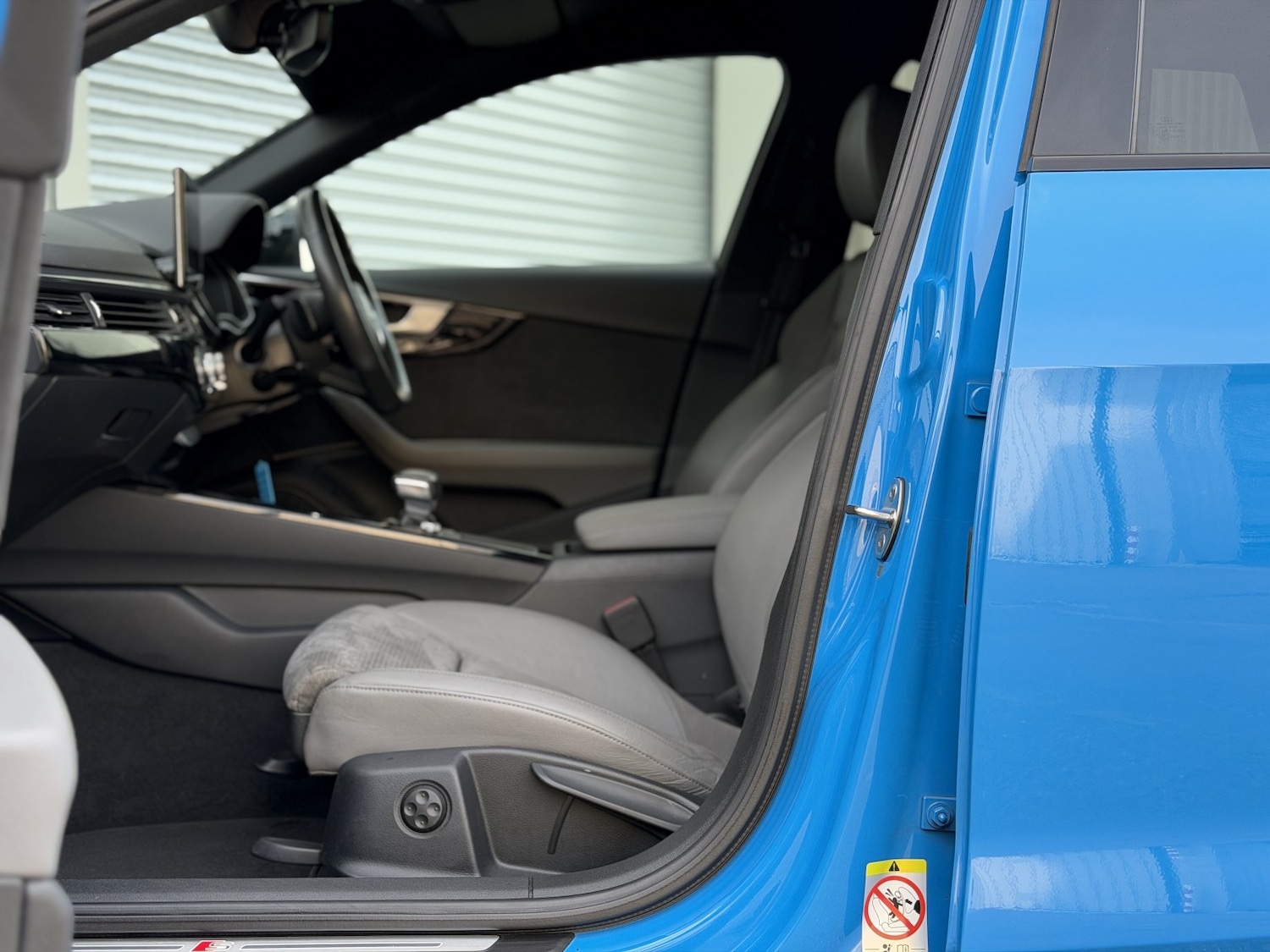 Used Audi A4 2021 for sale - 77973707: Photo 58