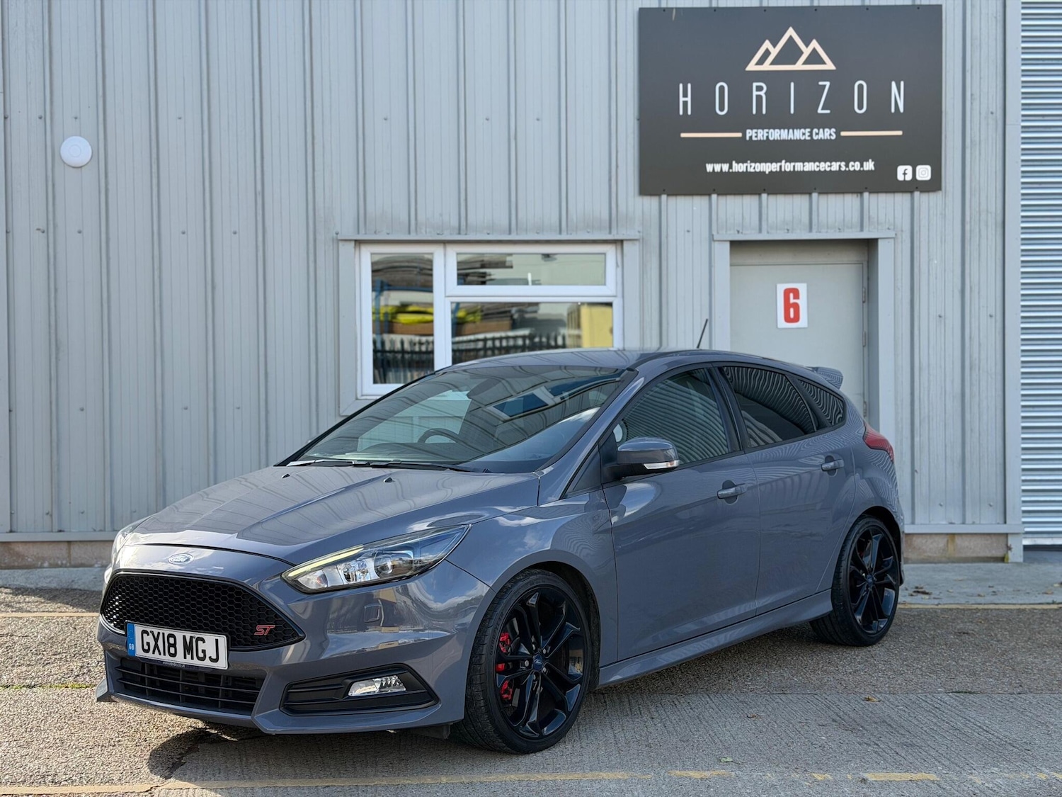 Used Ford Focus 2018 for sale - 76399261: Photo 4