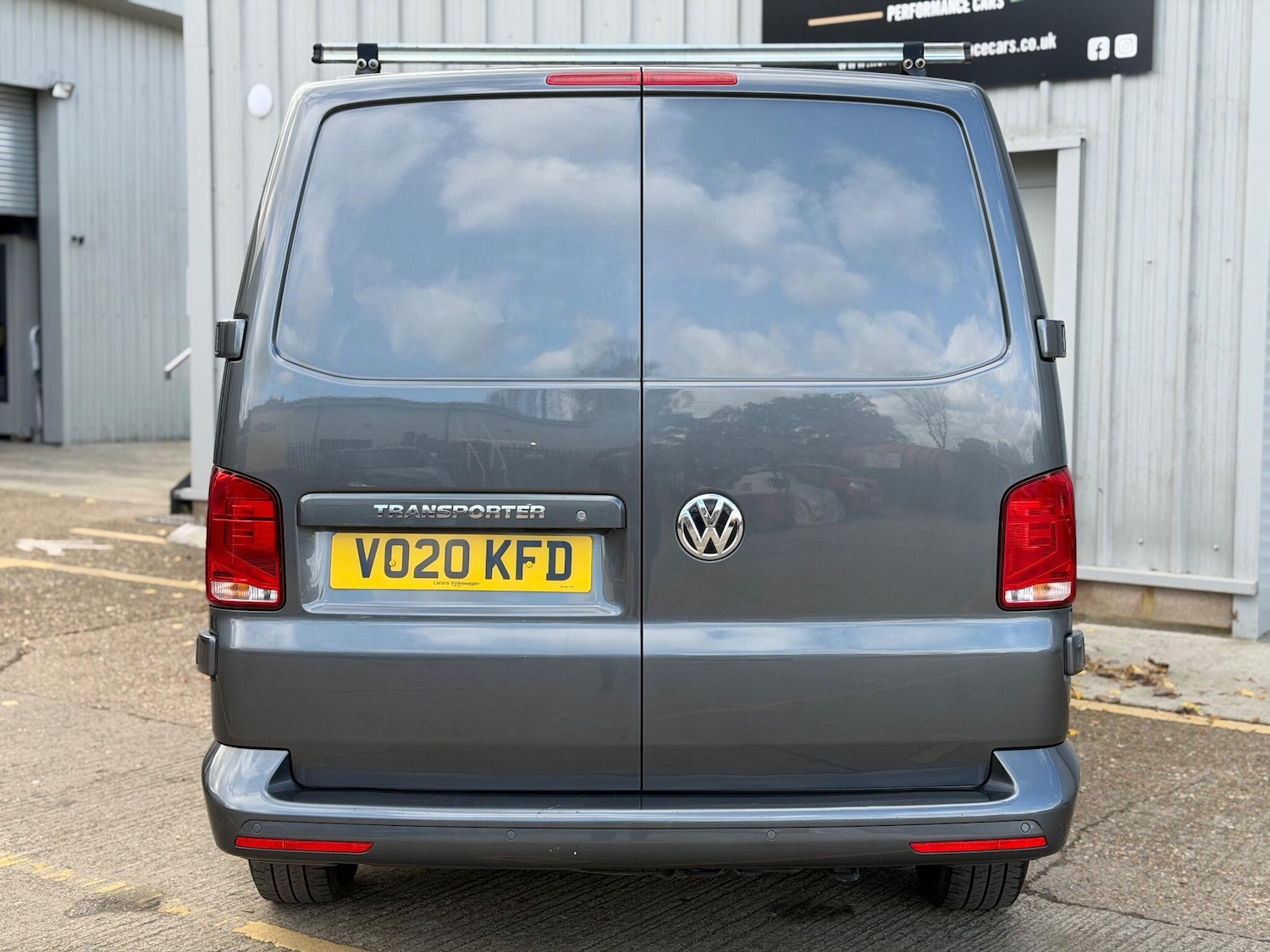 Used Volkswagen Transporter 2020 for sale - 76398202: Photo 11