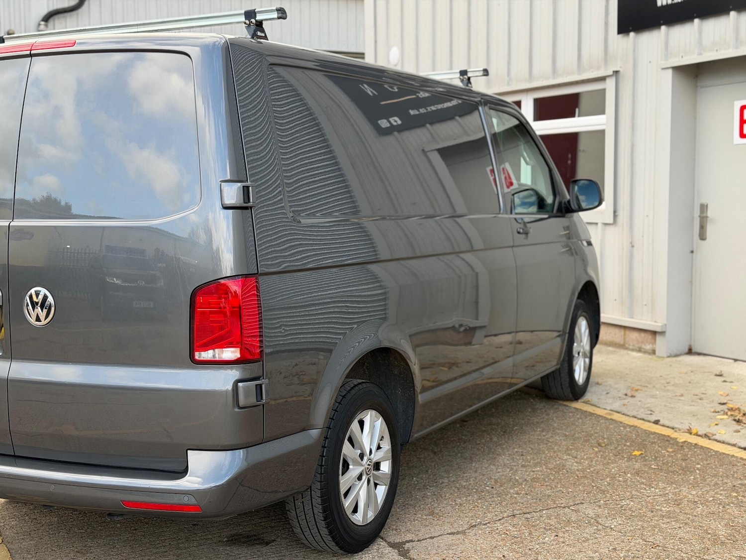 Used Volkswagen Transporter 2020 for sale - 76398202: Photo 19