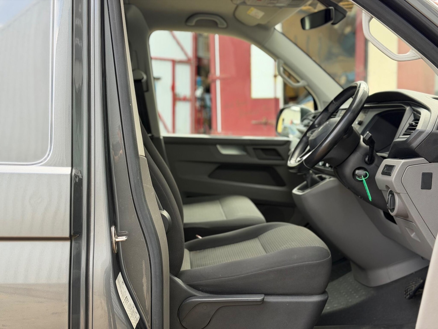 Used Volkswagen Transporter 2020 for sale - 76398202: Photo 35