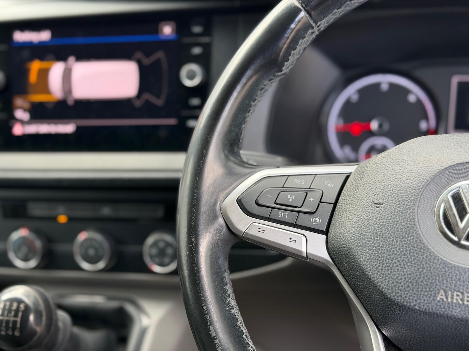 Used Volkswagen Transporter 2020 for sale - 76398202: Photo 40