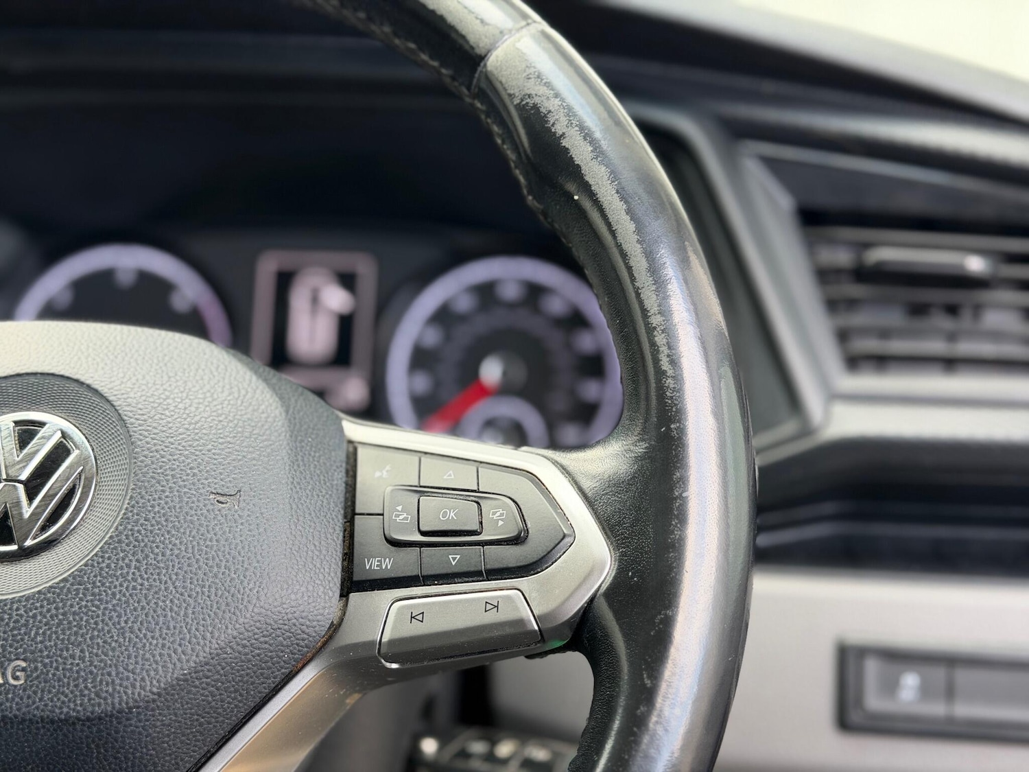 Used Volkswagen Transporter 2020 for sale - 76398202: Photo 41