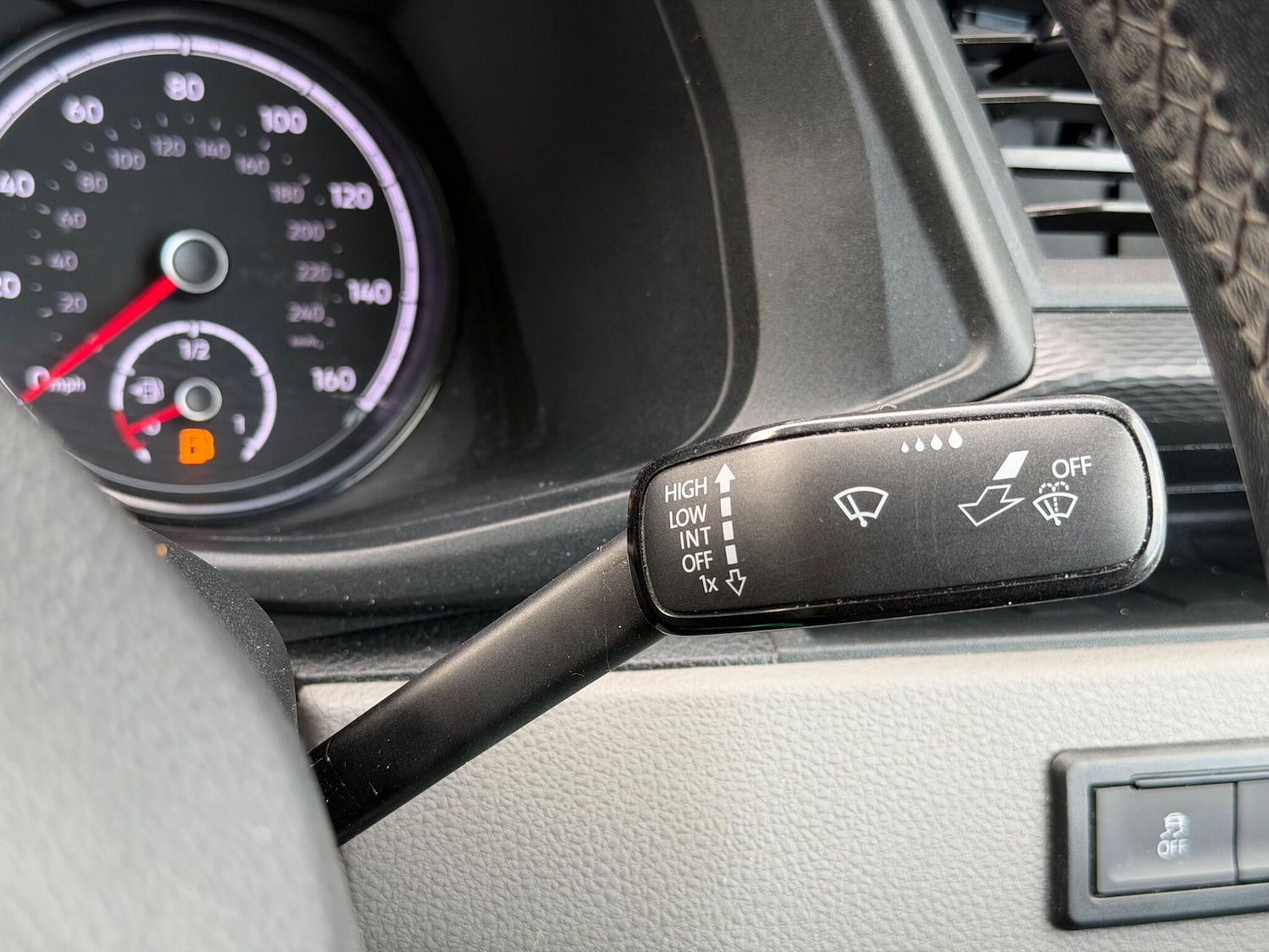 Used Volkswagen Transporter 2020 for sale - 76398202: Photo 43