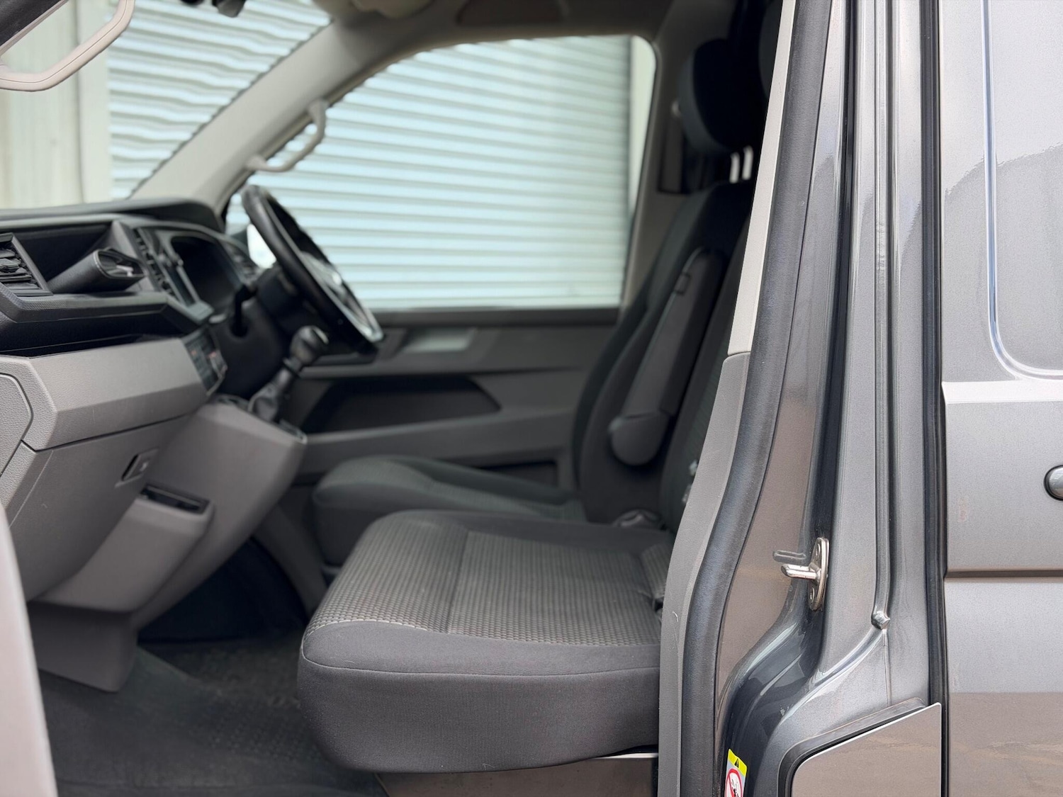 Used Volkswagen Transporter 2020 for sale - 76398202: Photo 54