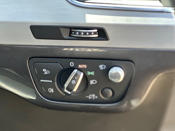 Used Audi SQ7 2018 for sale - 75126707: Photo 38
