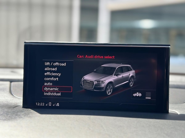 Used Audi SQ7 2018 for sale - 75126707: Photo 53