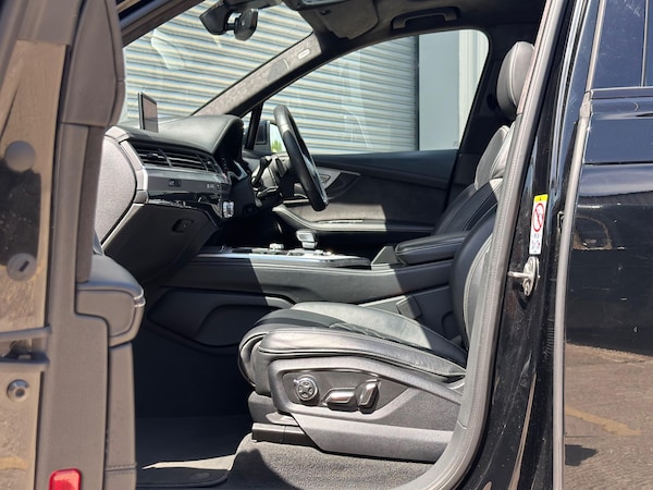 Used Audi SQ7 2018 for sale - 75126707: Photo 61