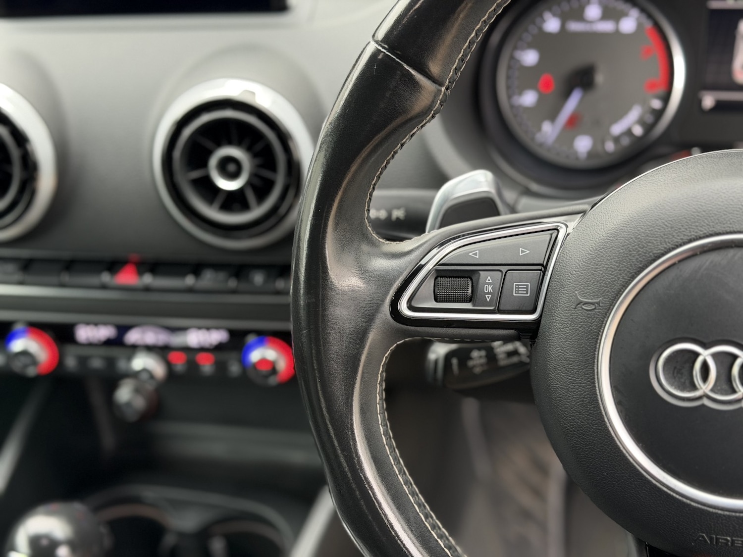 Used Audi A3 2015 for sale - 77148198: Photo 40