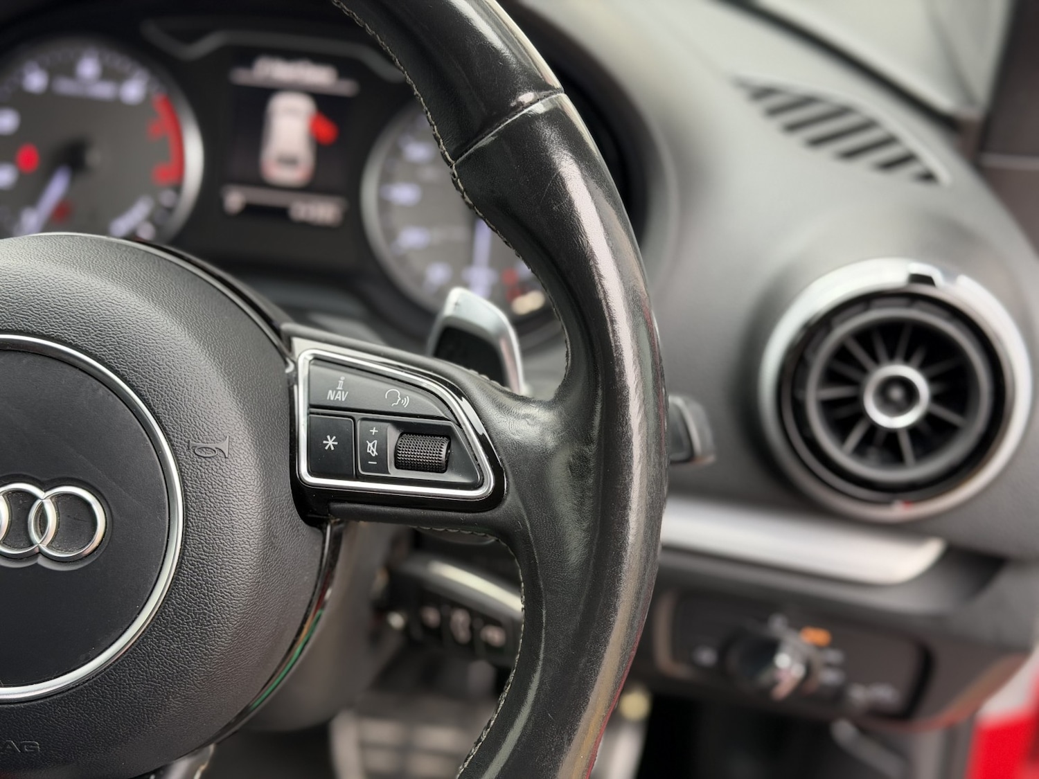 Used Audi A3 2015 for sale - 77148198: Photo 41