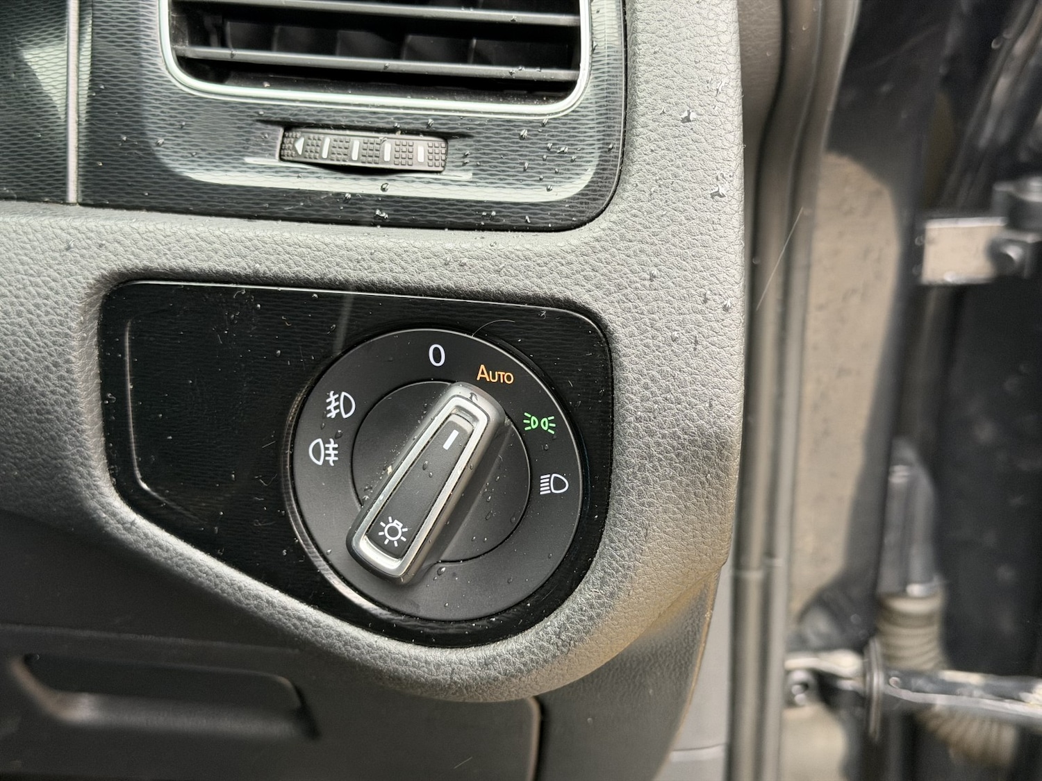 Used Volkswagen Golf 2014 for sale - 77423530: Photo 35