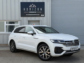 Used Volkswagen Touareg 2018 for sale - 79150303: Photo