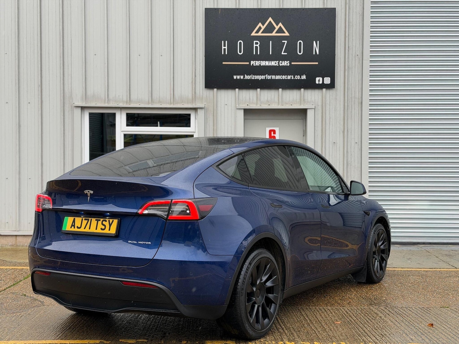 Used Tesla Model Y 2022 for sale - 76633348: Photo 11