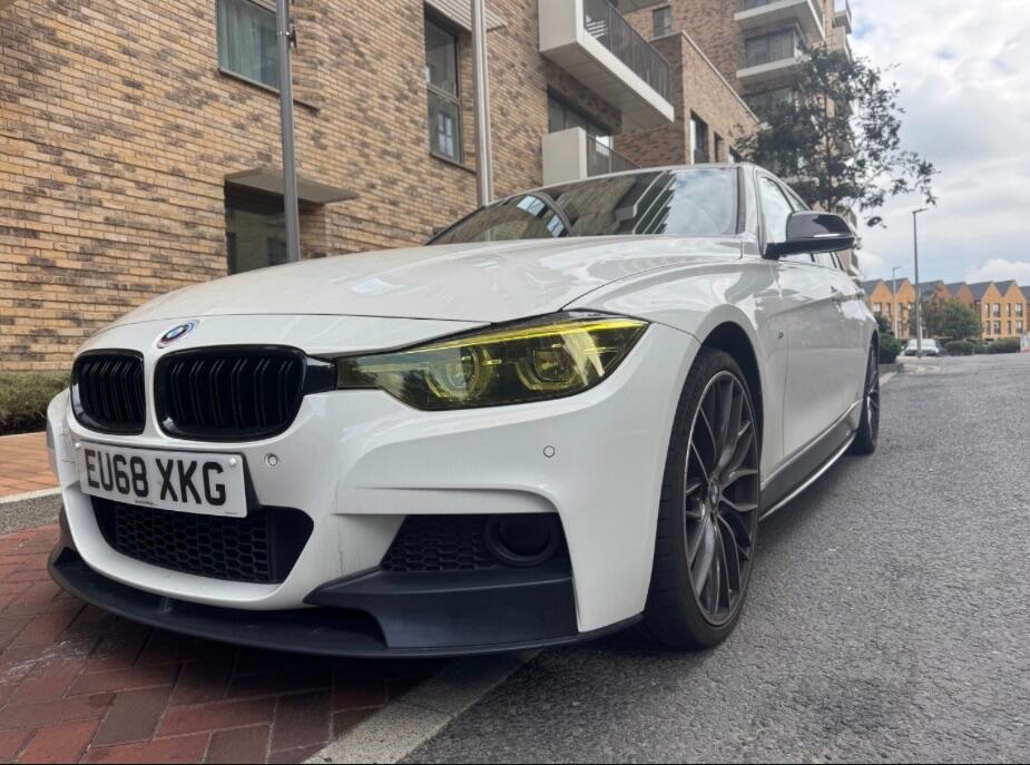 Used BMW 3 Series 2018 for sale - 76337247: Photo 2