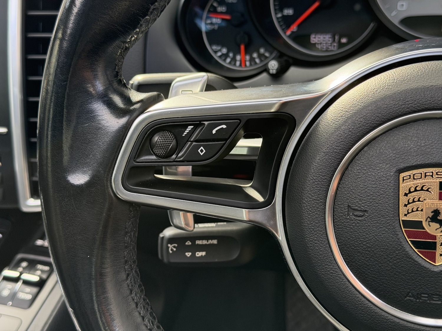 Used Porsche Cayenne 2016 for sale - 77233774: Photo 38