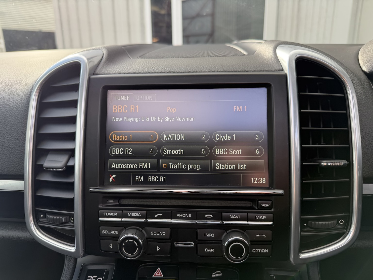 Used Porsche Cayenne 2016 for sale - 77233774: Photo 43