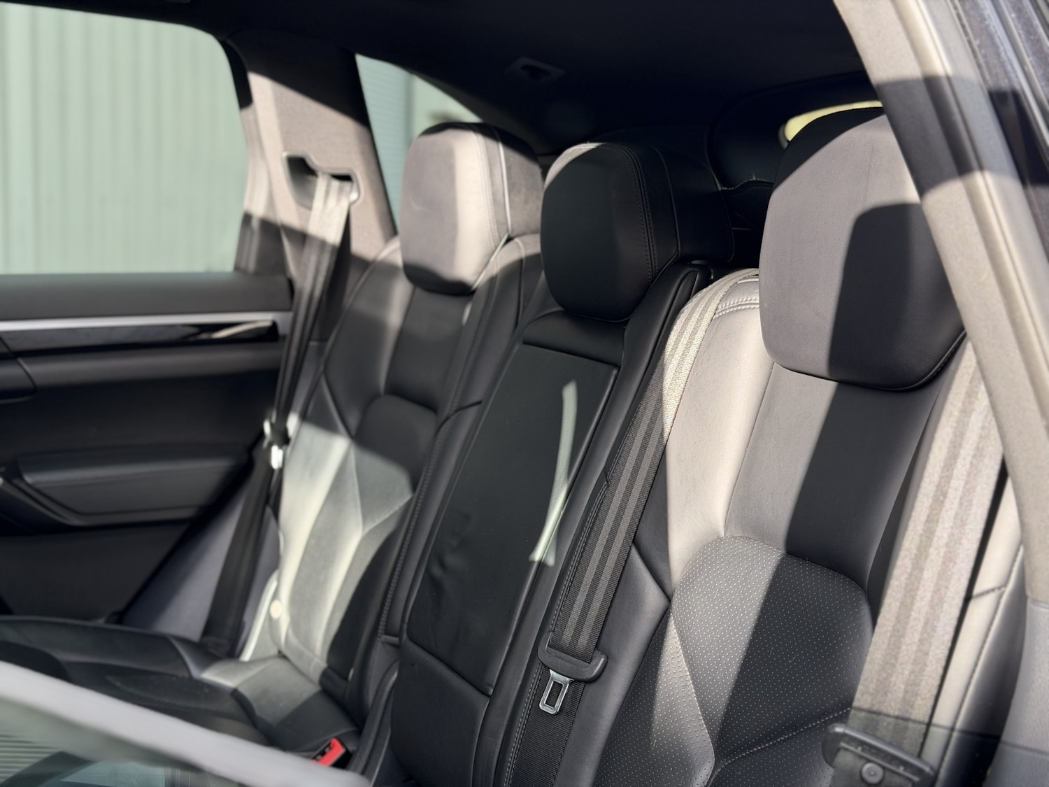 Used Porsche Cayenne 2016 for sale - 77233774: Photo 62