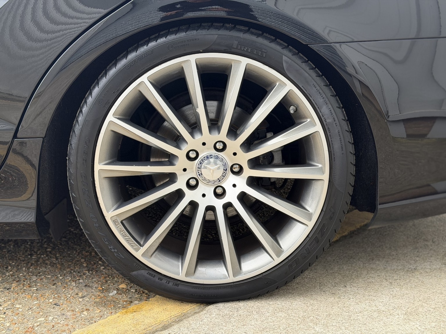 Used Mercedes-Benz CLS 2015 for sale - 77921398: Photo 31