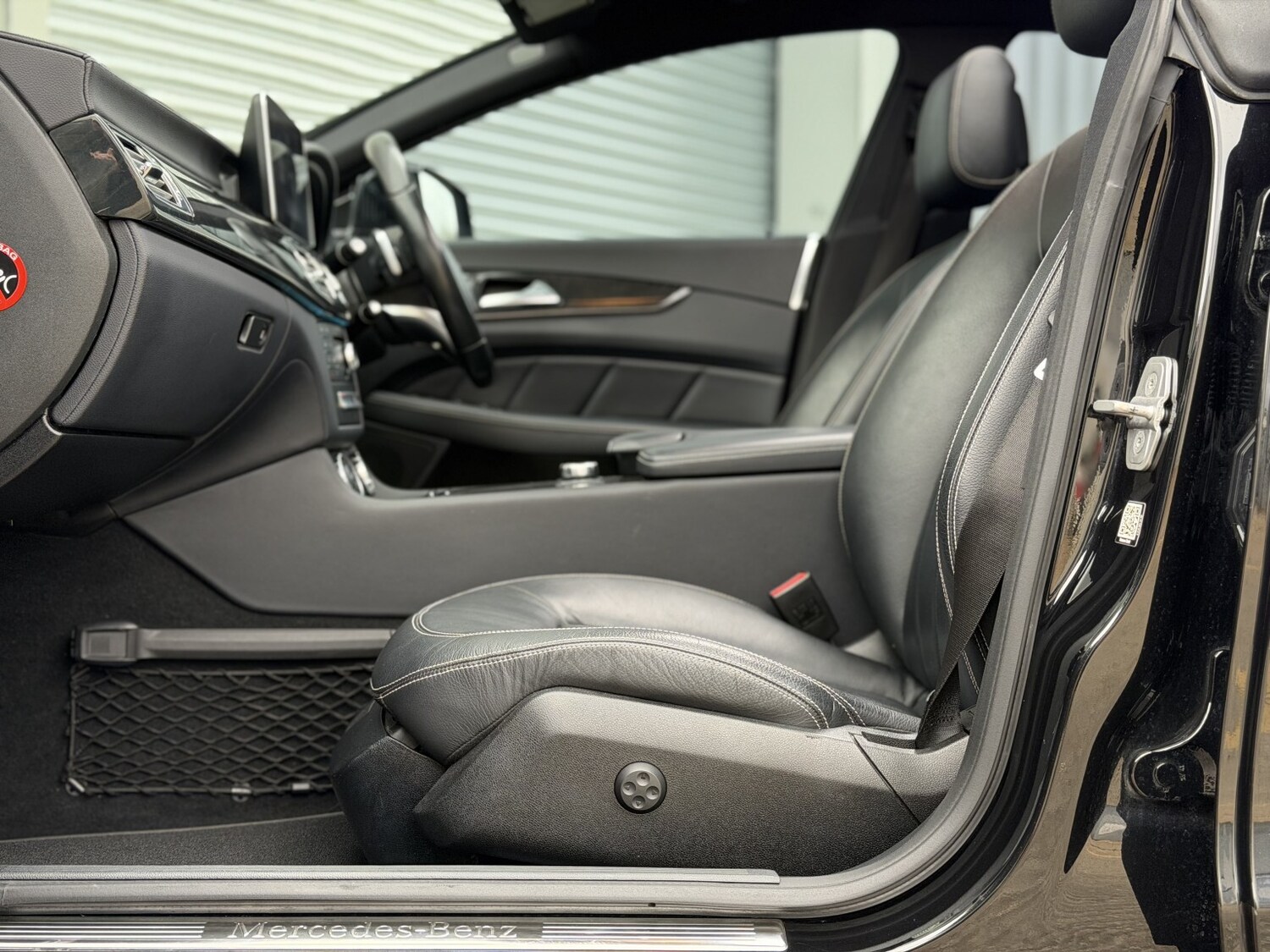 Used Mercedes-Benz CLS 2015 for sale - 77921398: Photo 56